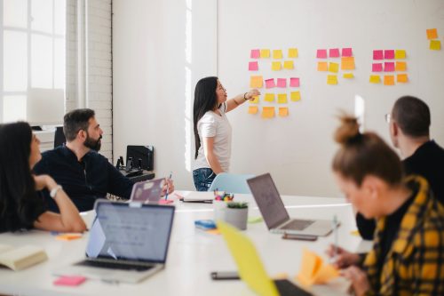 Weiterbildung für Jobsuchende: Think Outside the Box